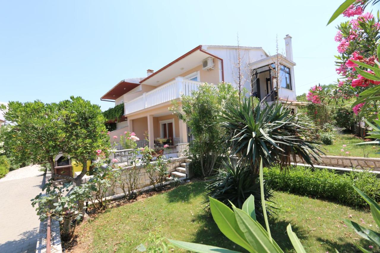 Apartment Grskovic G. Jesenovica *